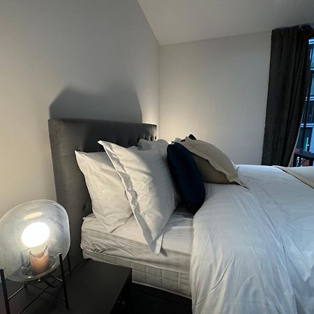 Riverside Suites And Apartments Londen Buitenkant foto